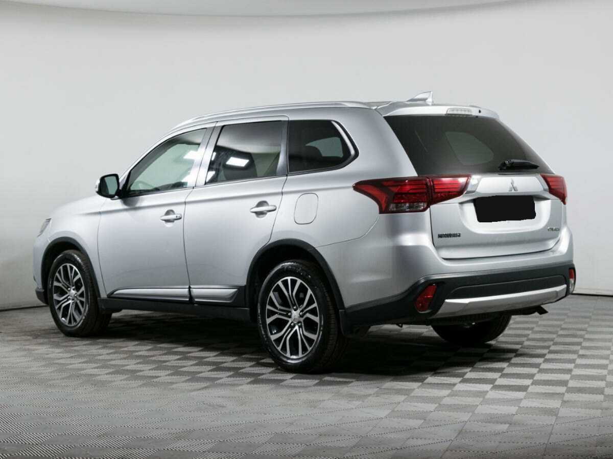 Купить Mitsubishi Outlander с пробегом. Фото: #5