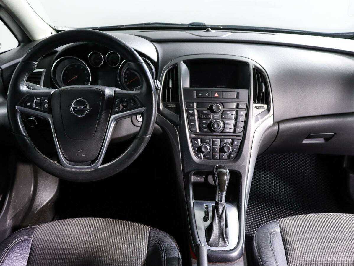 Купить Opel Astra с пробегом. Фото: #8