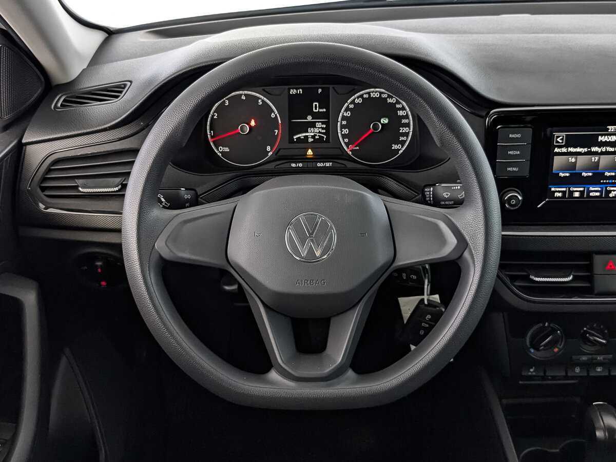 Купить Volkswagen Polo с пробегом. Фото: #17