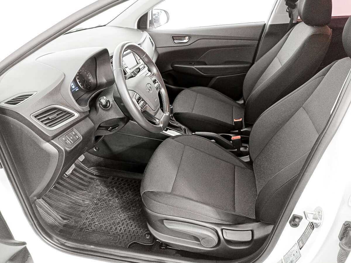 Купить Hyundai Solaris с пробегом. Фото: #15