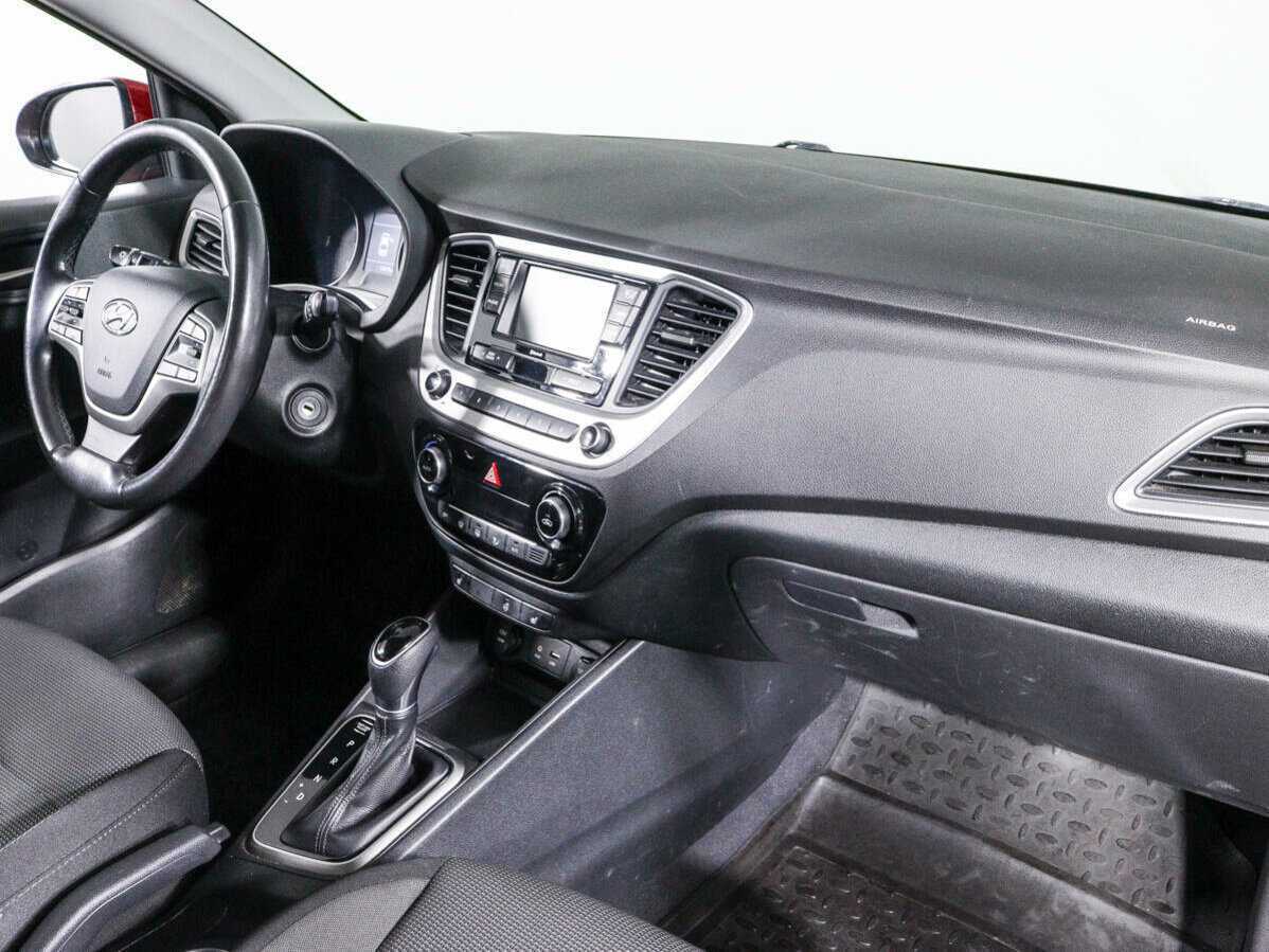 Купить Hyundai Solaris с пробегом. Фото: #6
