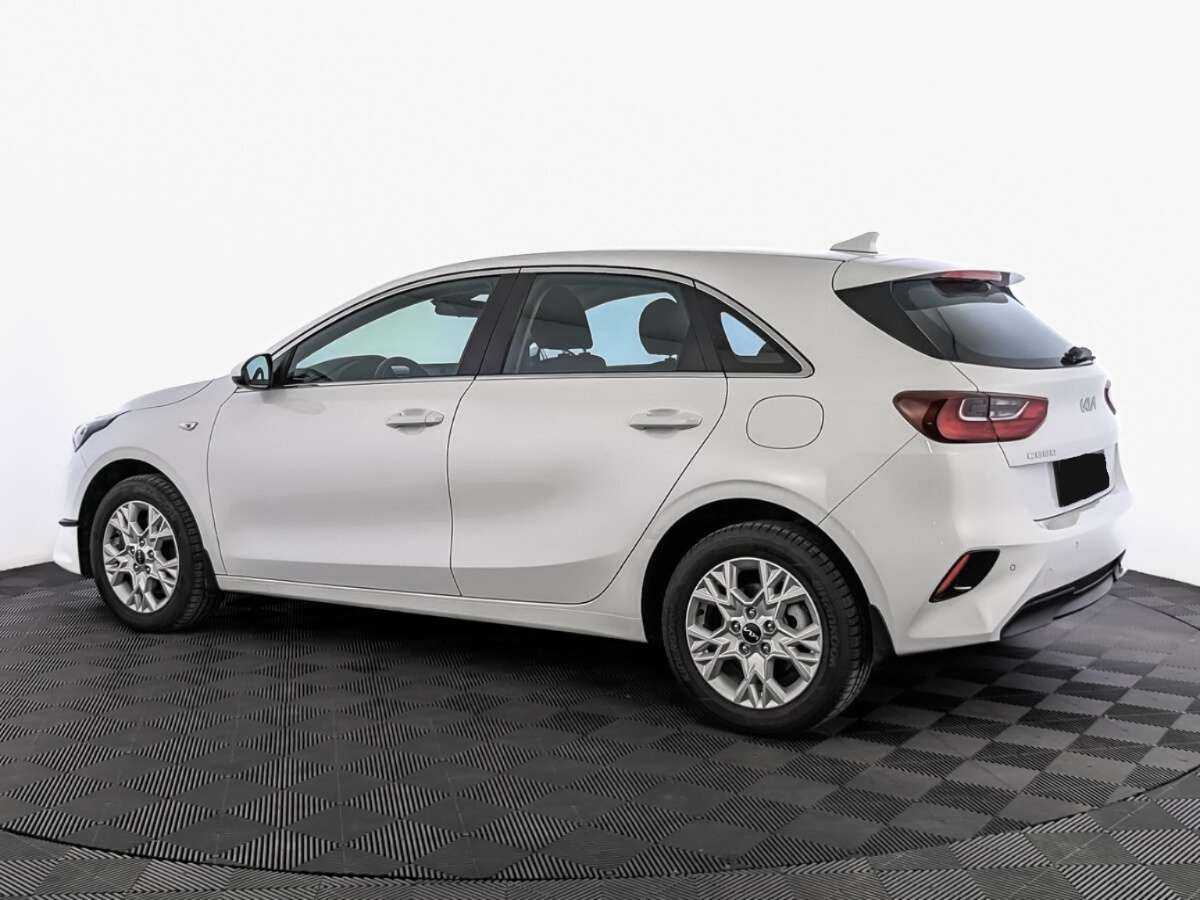 Купить Kia Ceed с пробегом. Фото: #6