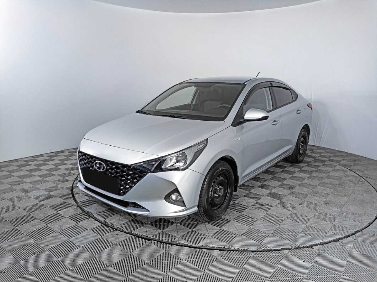 Купить Hyundai Solaris с пробегом. Посмотреть фото