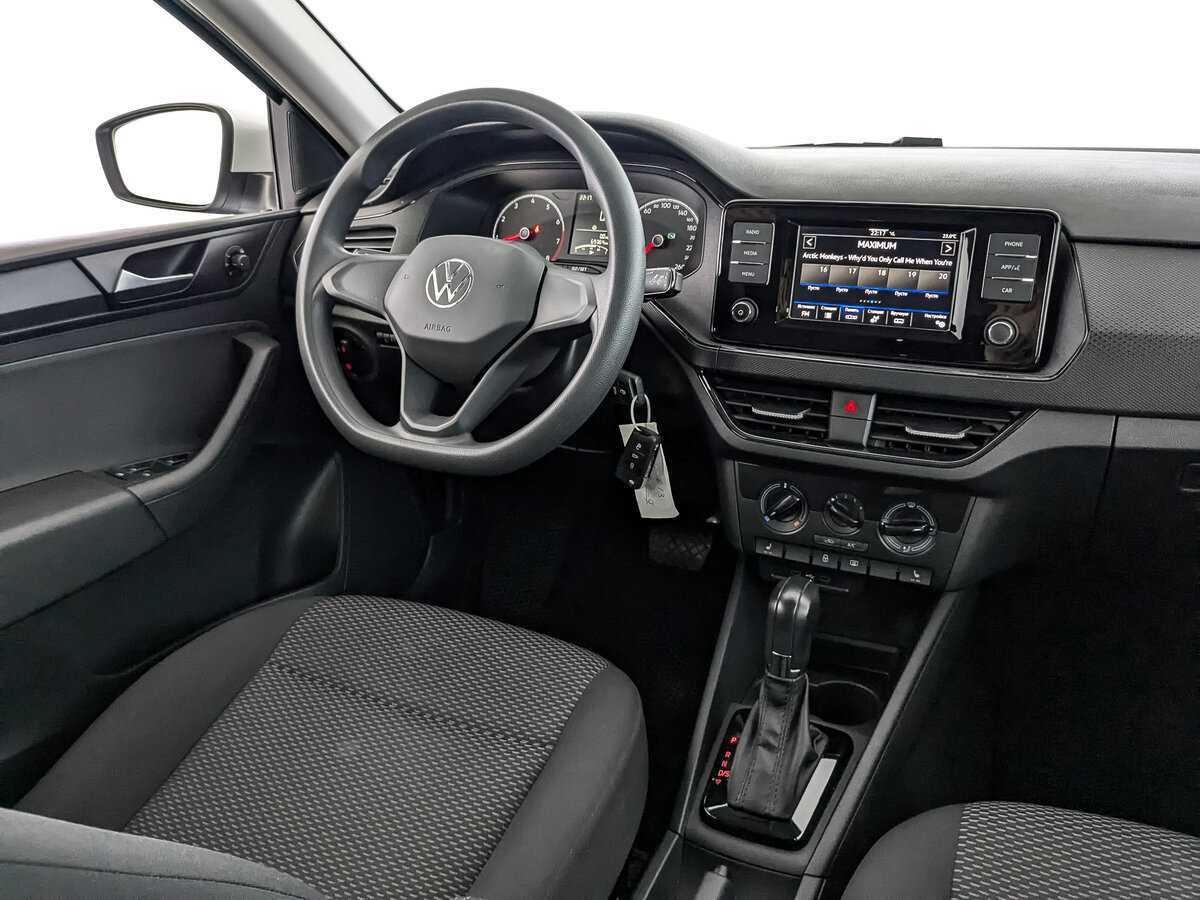 Купить Volkswagen Polo с пробегом. Фото: #21