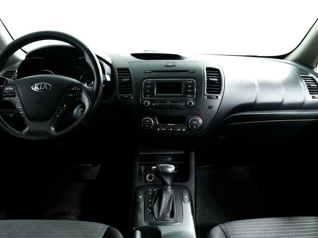 Купить Kia Cerato с пробегом. Фото: #10