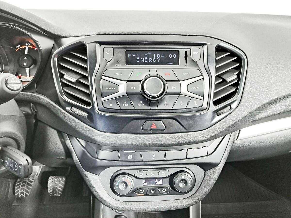 Купить Lada (ВАЗ) Vesta с пробегом. Фото: #14