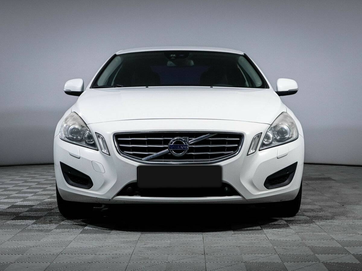 Купить Volvo S60 с пробегом. Фото: #1