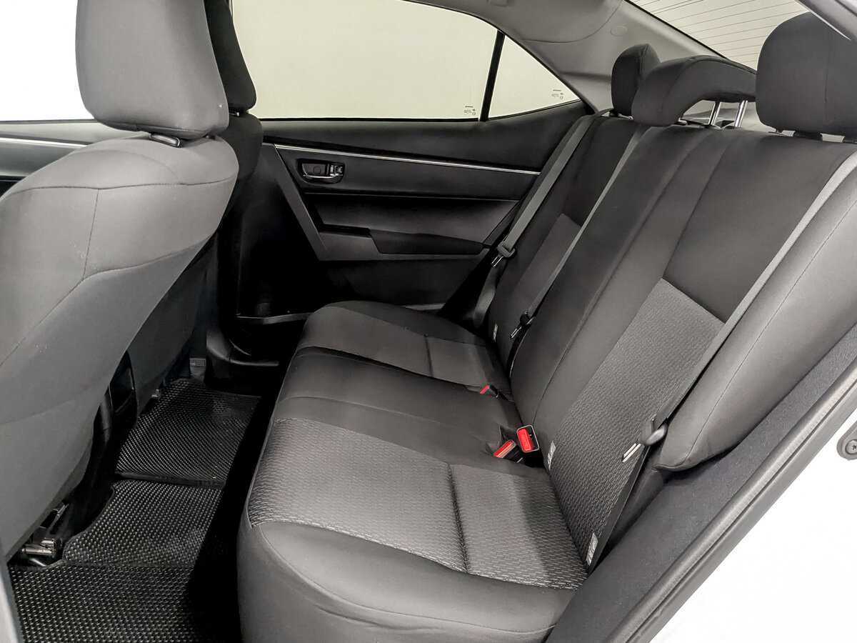 Купить Toyota Corolla с пробегом. Фото: #11
