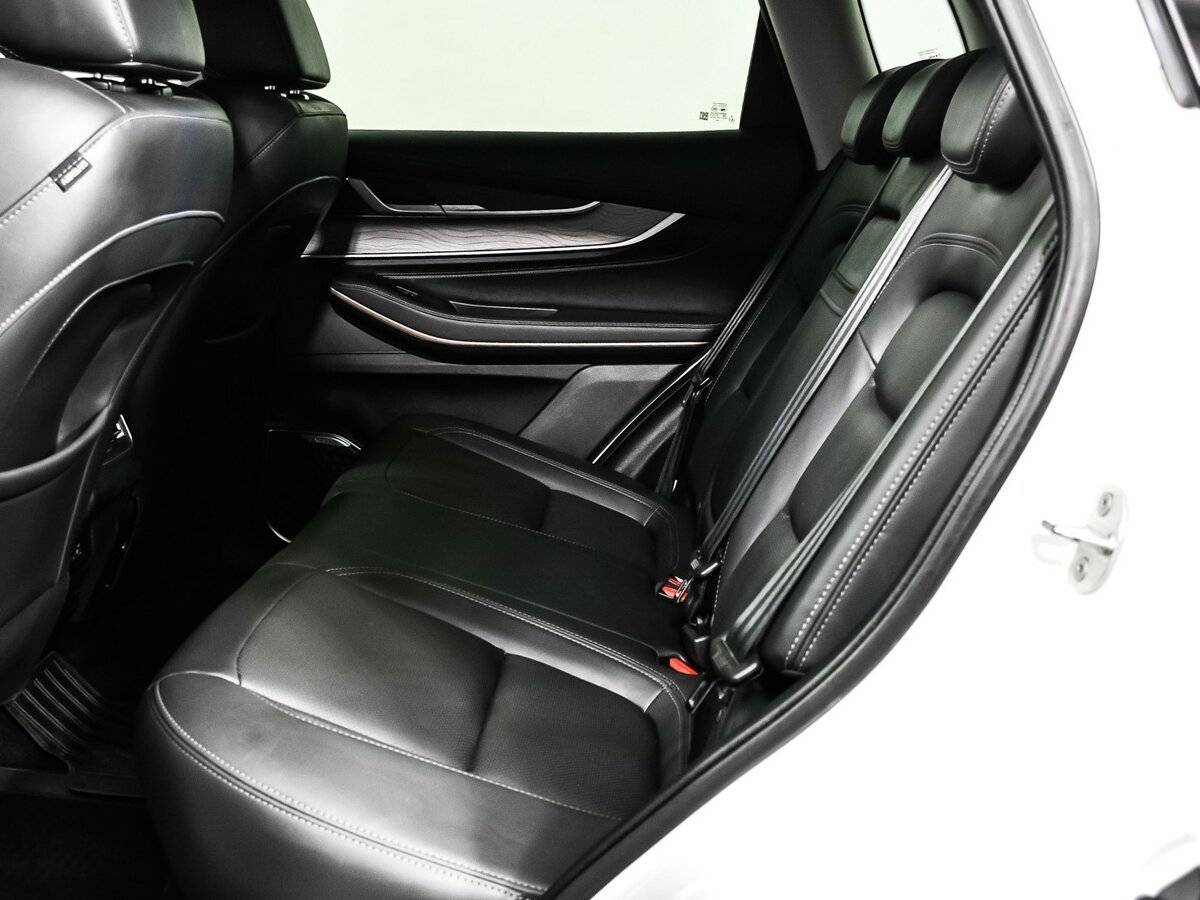 Купить EXEED LX с пробегом. Фото: #10