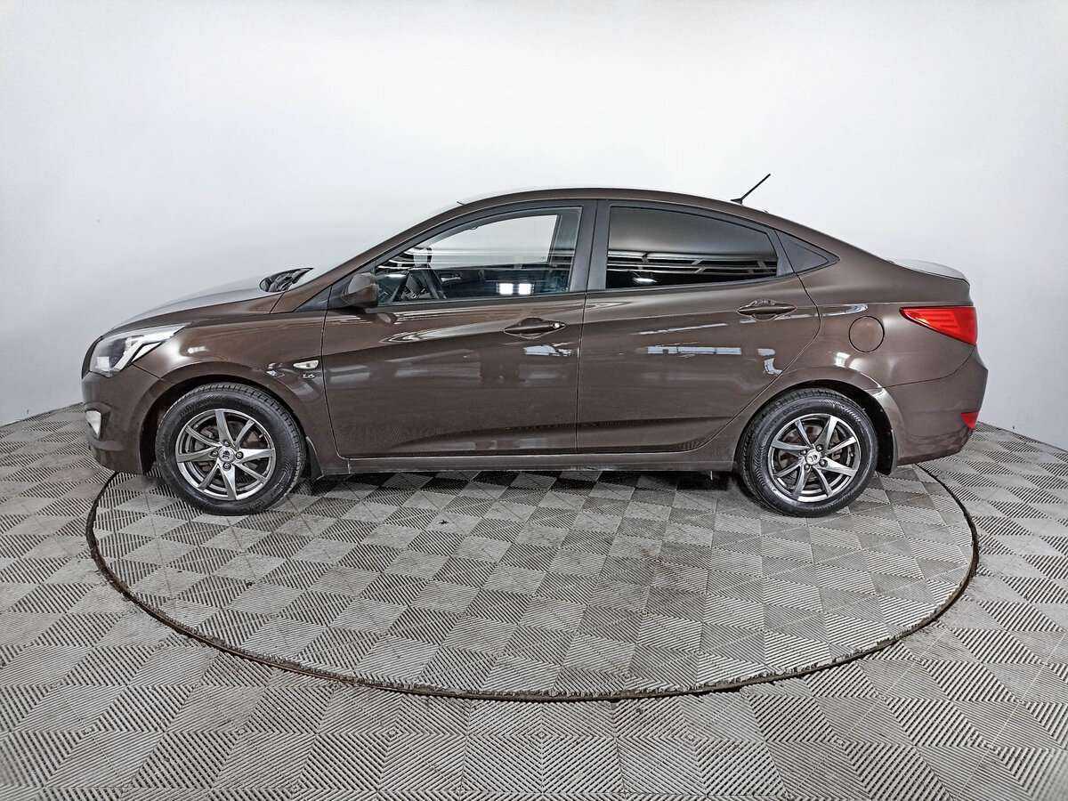 Купить Hyundai Solaris с пробегом. Фото: #7
