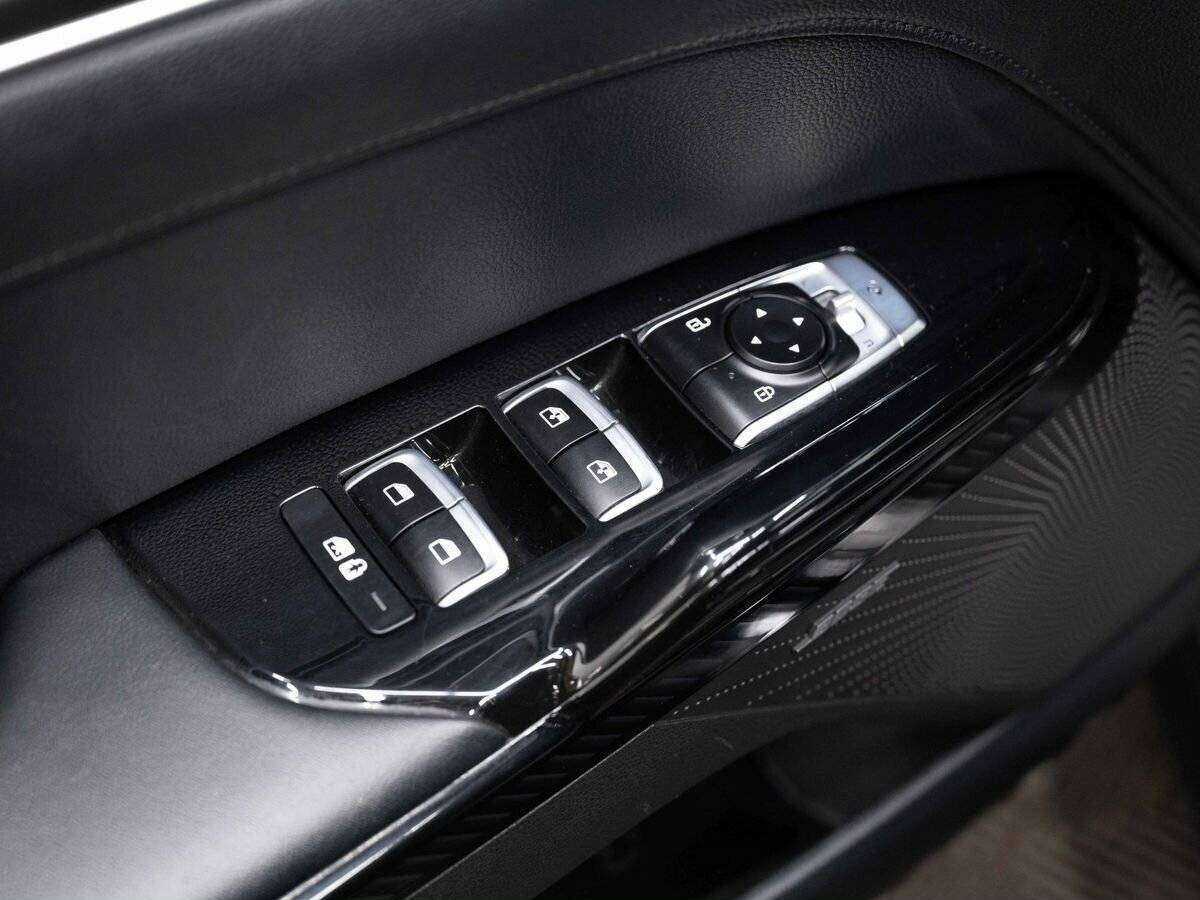 Купить Kia K5 с пробегом. Фото: #17