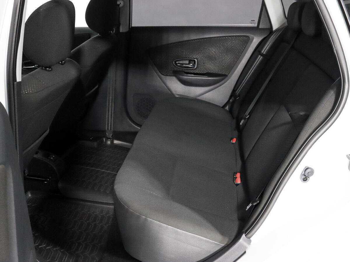 Купить Nissan Almera с пробегом. Фото: #7