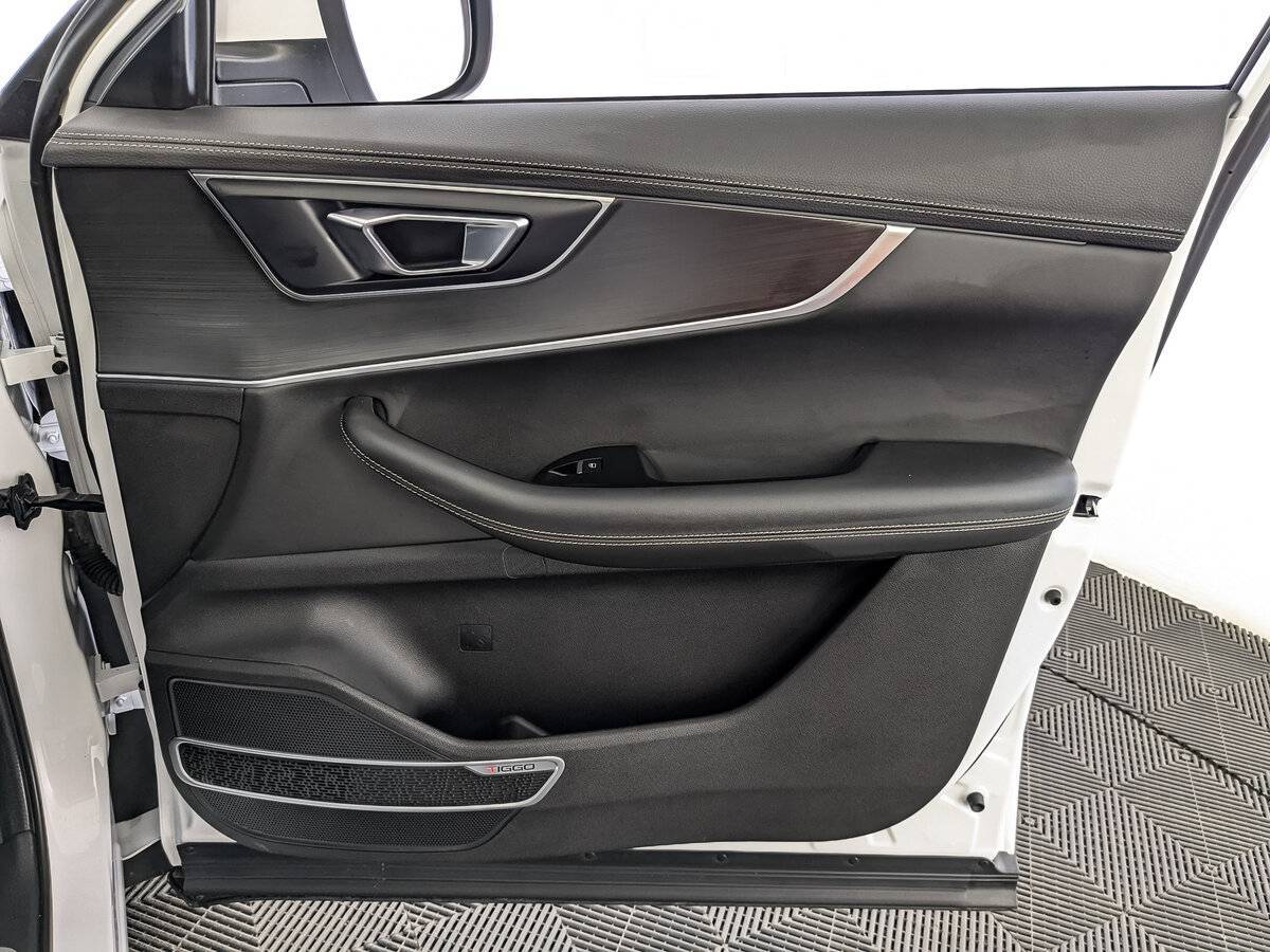 Купить Chery Tiggo 8 с пробегом. Фото: #24