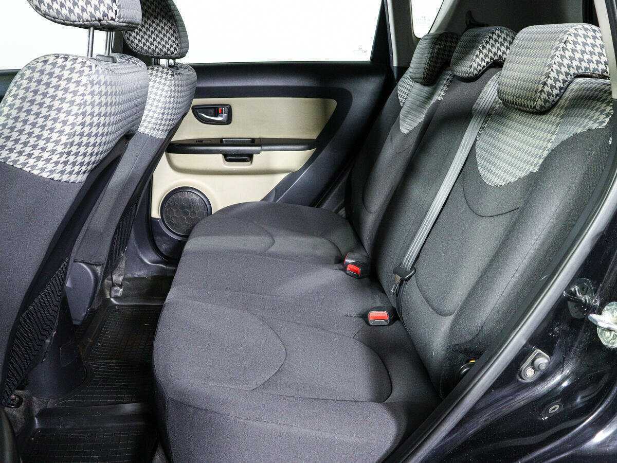 Купить Kia Soul с пробегом. Фото: #9