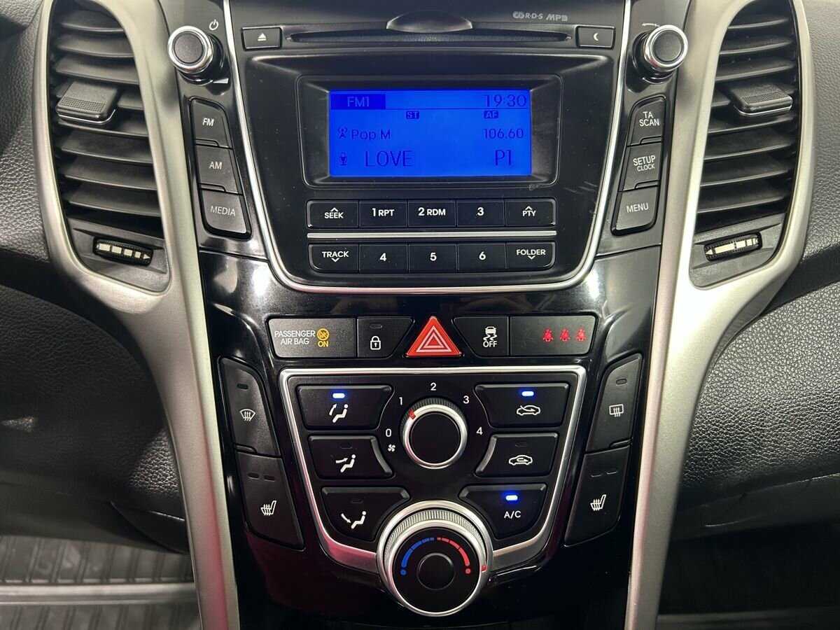 Купить Hyundai i30 с пробегом. Фото: #11