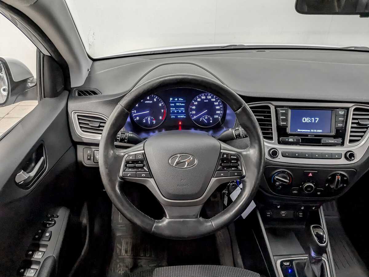Купить Hyundai Solaris с пробегом. Фото: #18