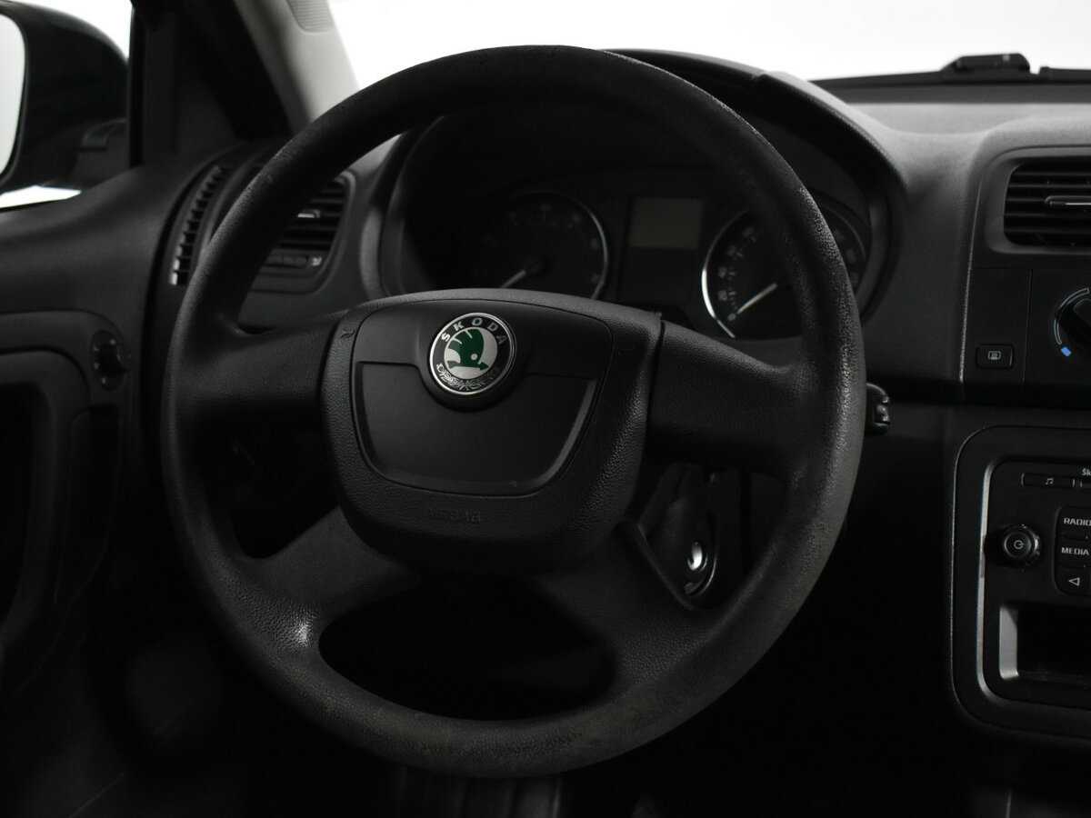 Купить Skoda Fabia с пробегом. Фото: #11