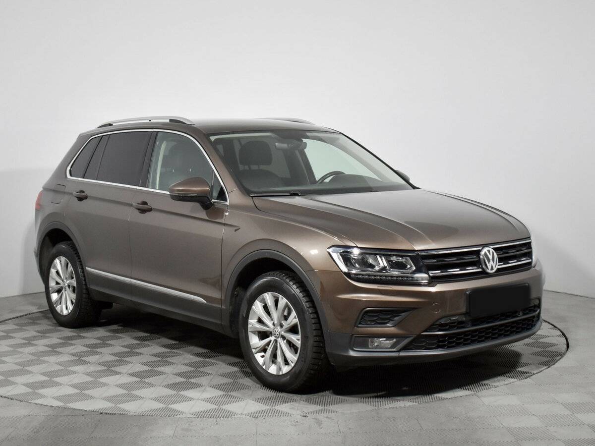 Купить Volkswagen Tiguan с пробегом. Фото: #2