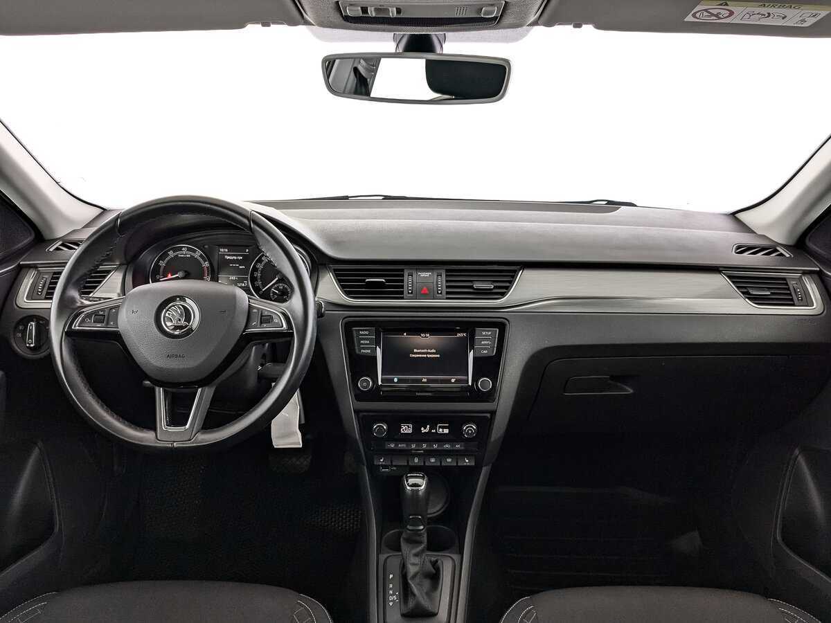 Купить Skoda Rapid с пробегом. Фото: #9