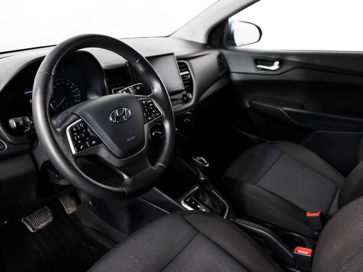 Купить Hyundai Solaris с пробегом. Фото: #8