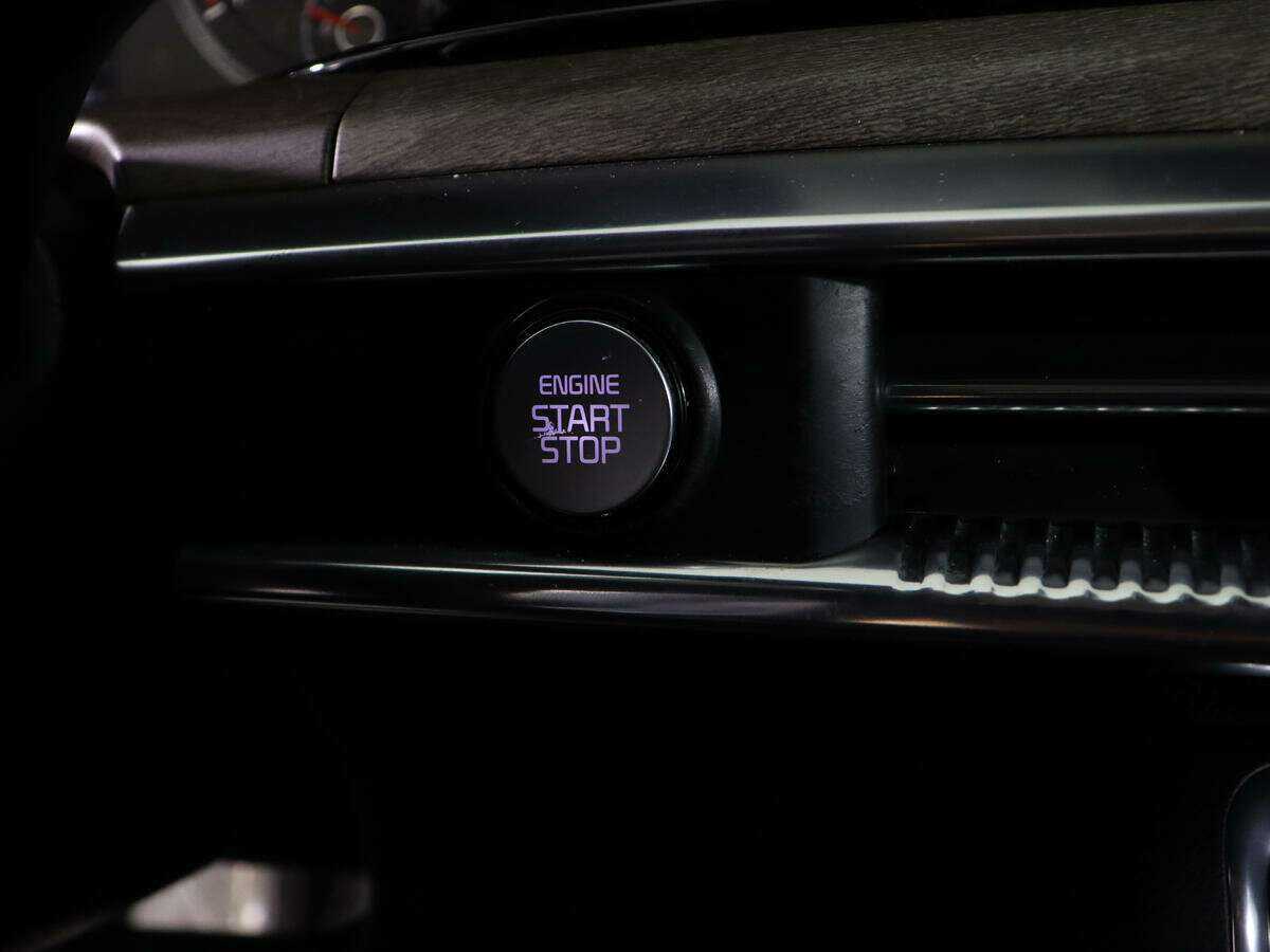 Купить Kia K5 с пробегом. Фото: #19