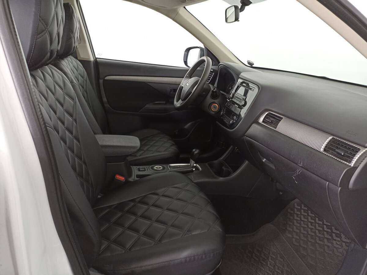 Купить Mitsubishi Outlander с пробегом. Фото: #8
