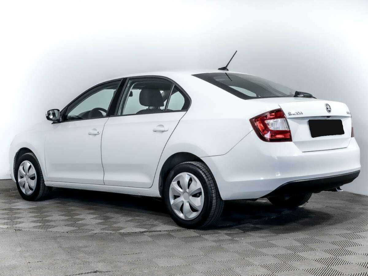 Купить Skoda Rapid с пробегом. Фото: #5