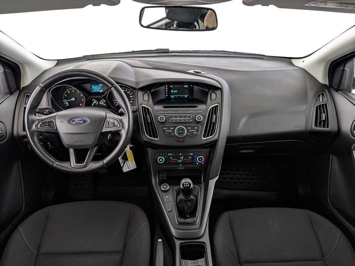 Купить Ford Focus с пробегом. Фото: #9