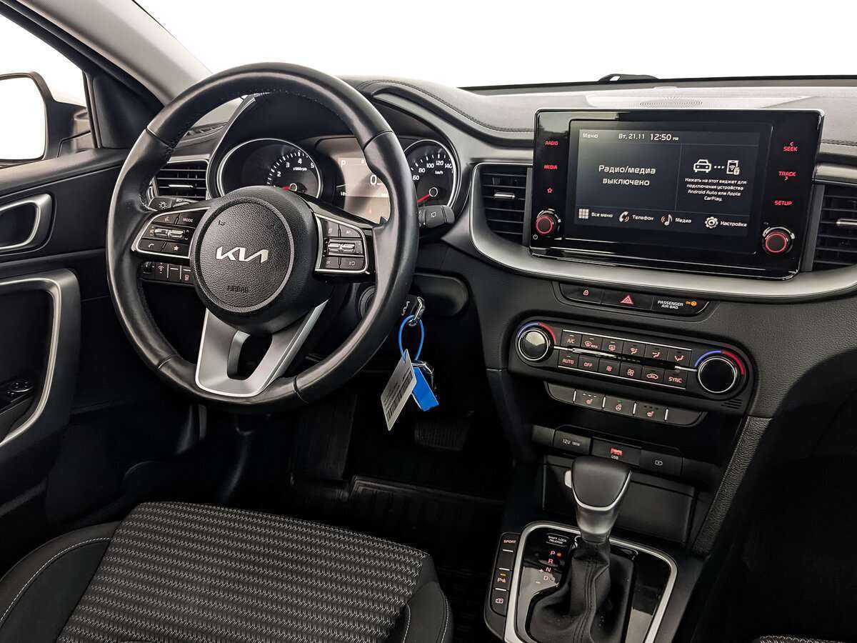 Купить Kia Ceed с пробегом. Фото: #16