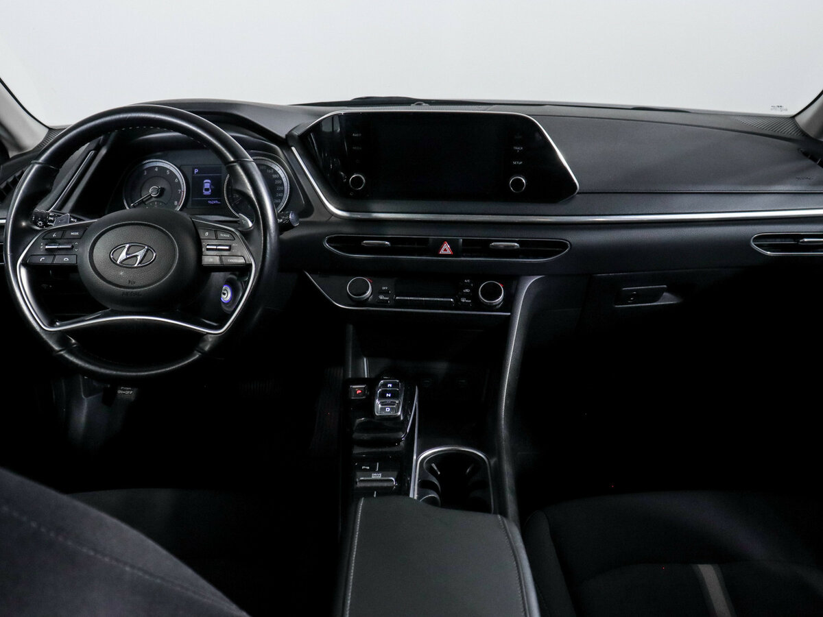 Купить Hyundai Sonata с пробегом. Фото: #11