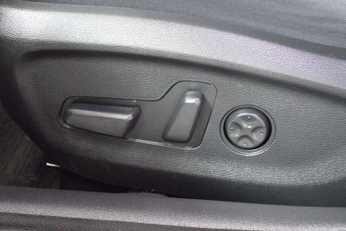 Купить Hyundai Sonata с пробегом. Фото: #8