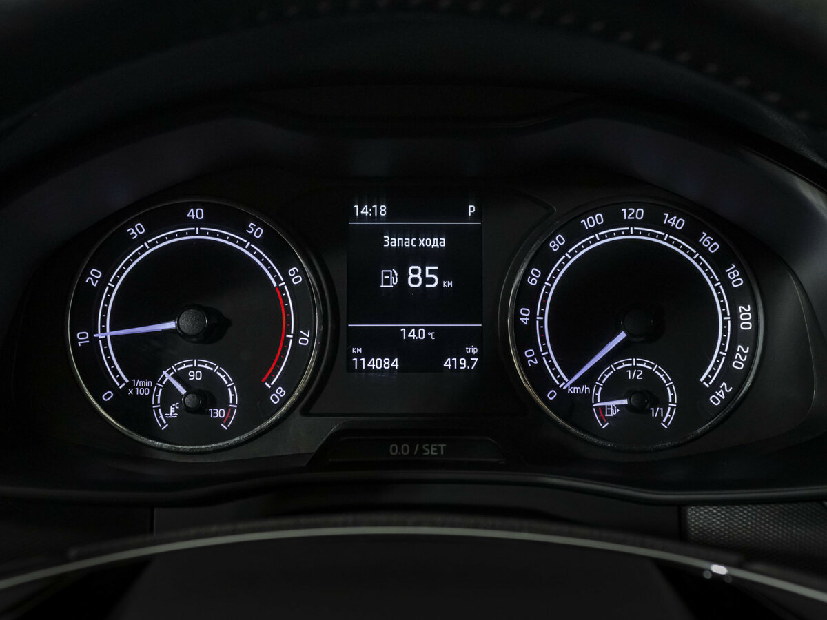 Купить Skoda Rapid с пробегом. Фото: #10
