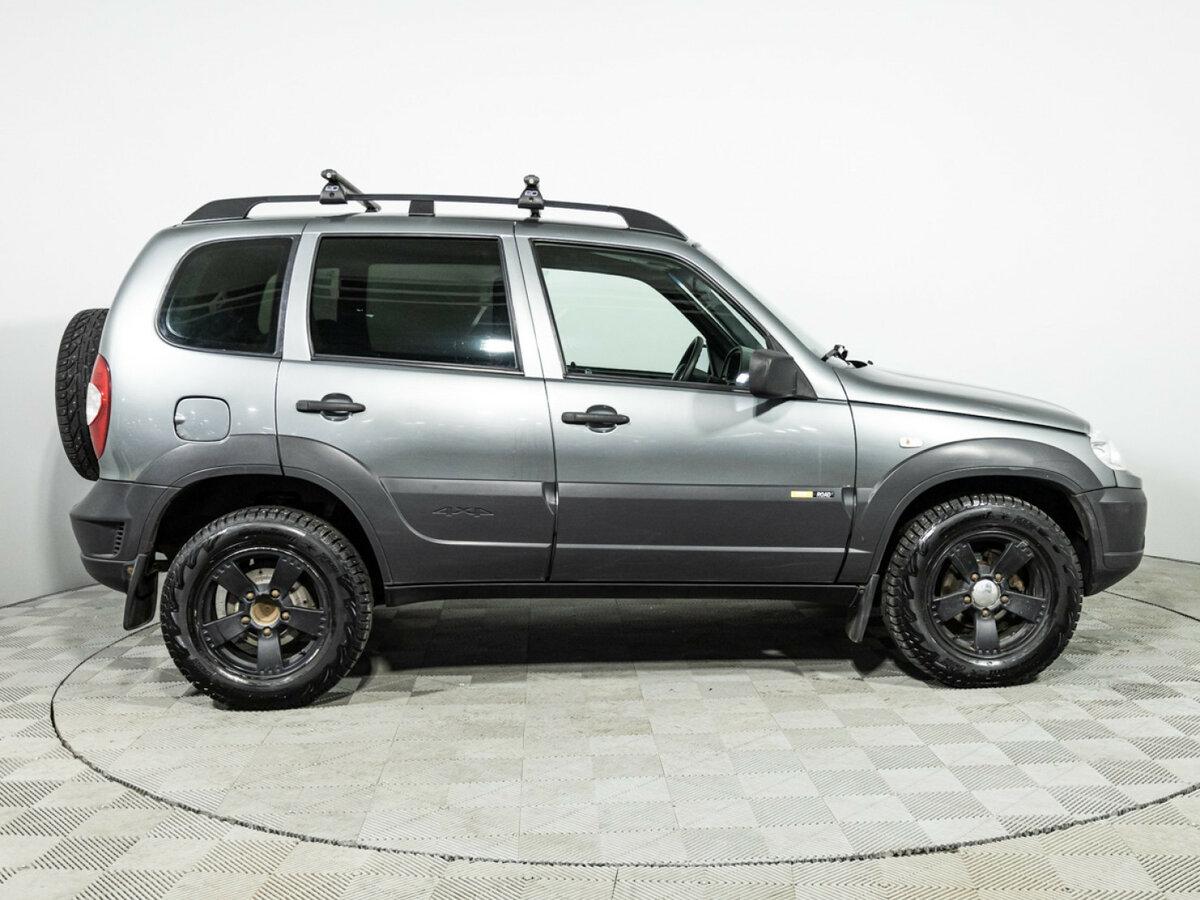 Купить Chevrolet Niva с пробегом. Фото: #3