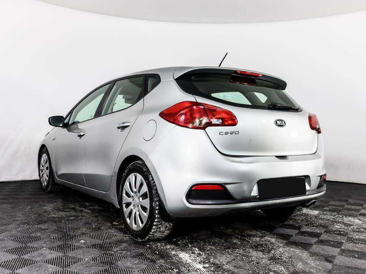 Купить Kia Ceed с пробегом. Фото: #6