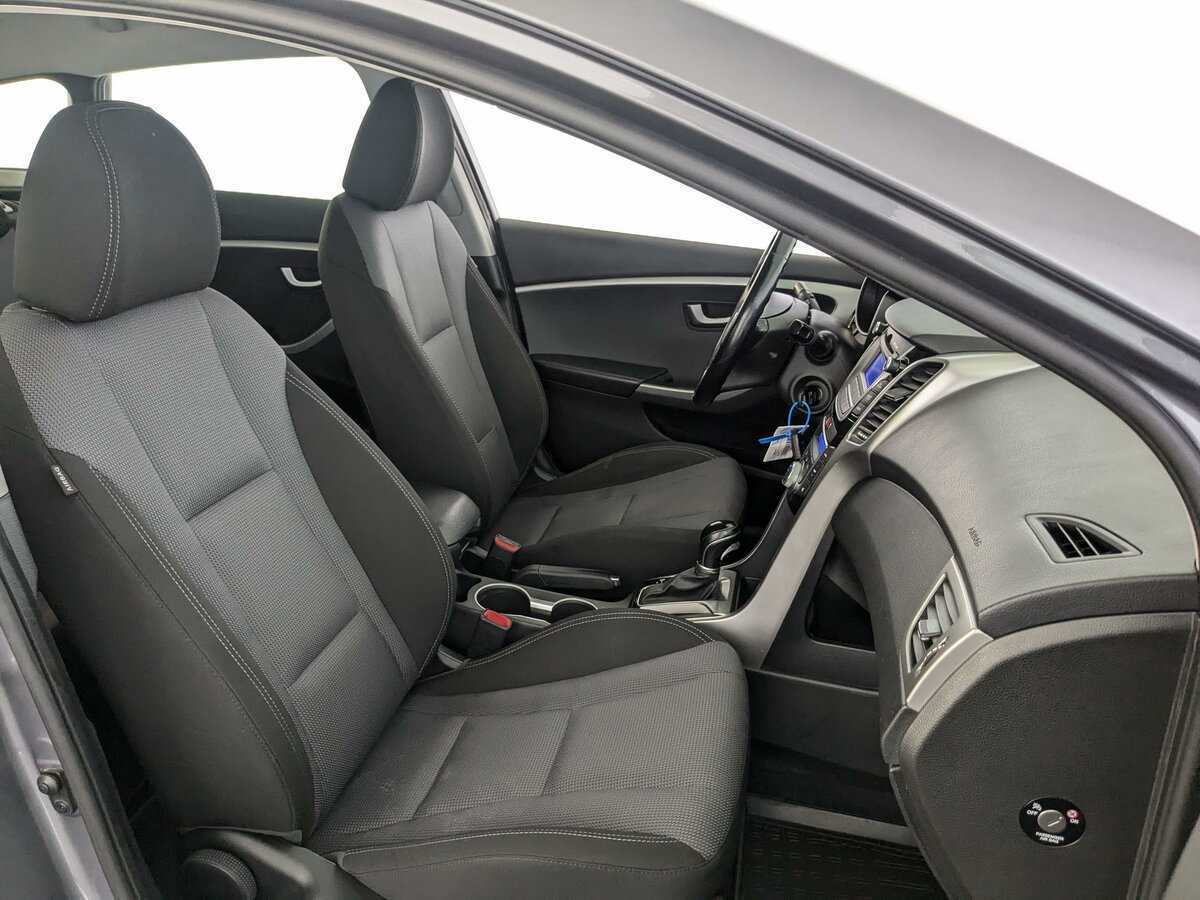 Купить Hyundai i30 с пробегом. Фото: #16