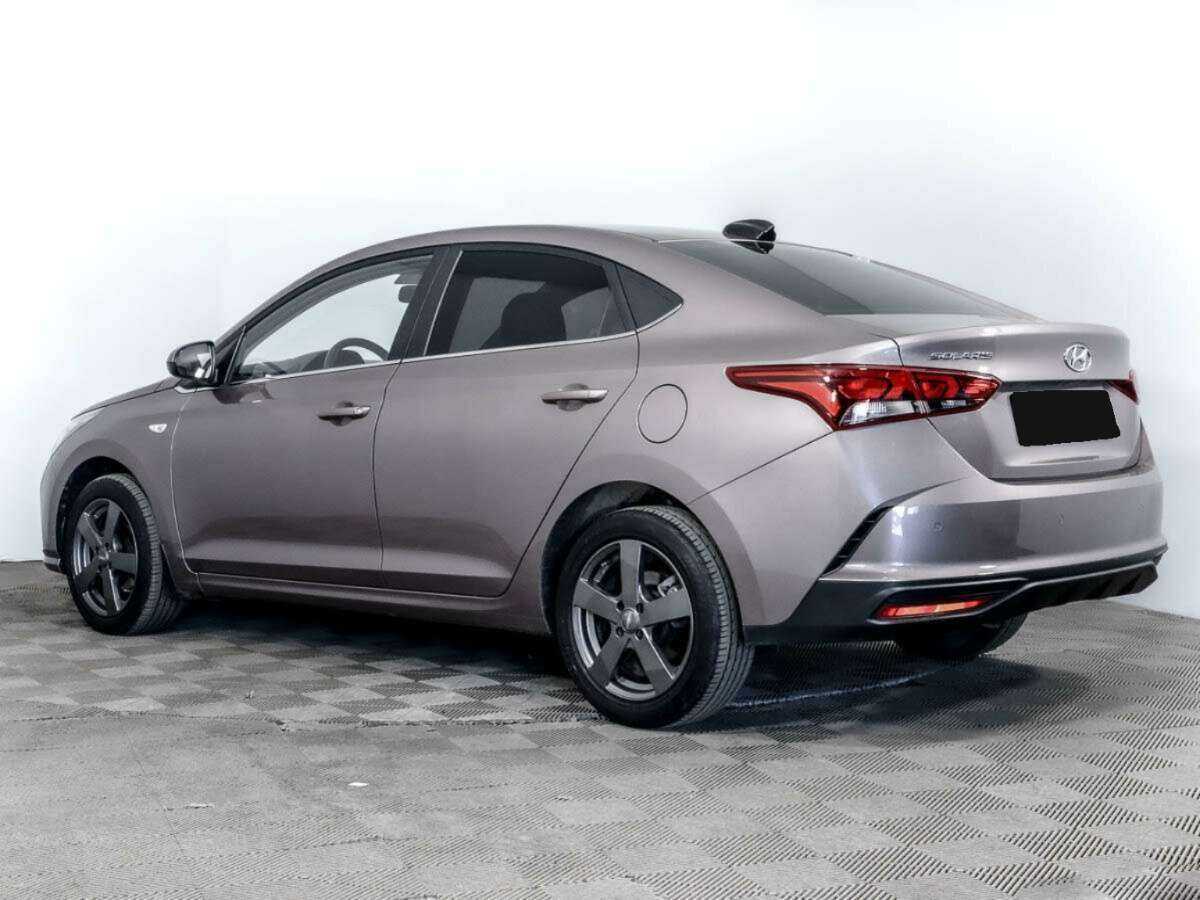 Купить Hyundai Solaris с пробегом. Фото: #5