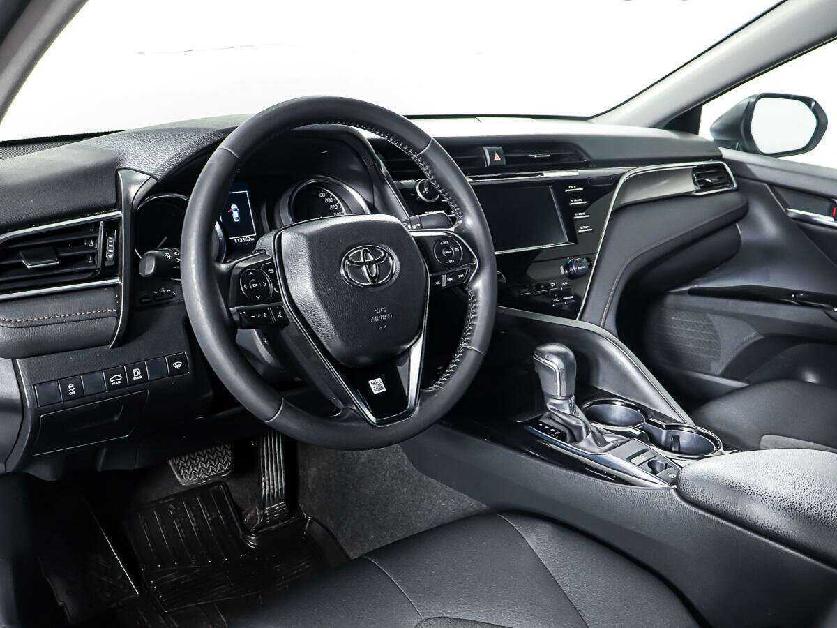 Купить Toyota Camry с пробегом. Фото: #12