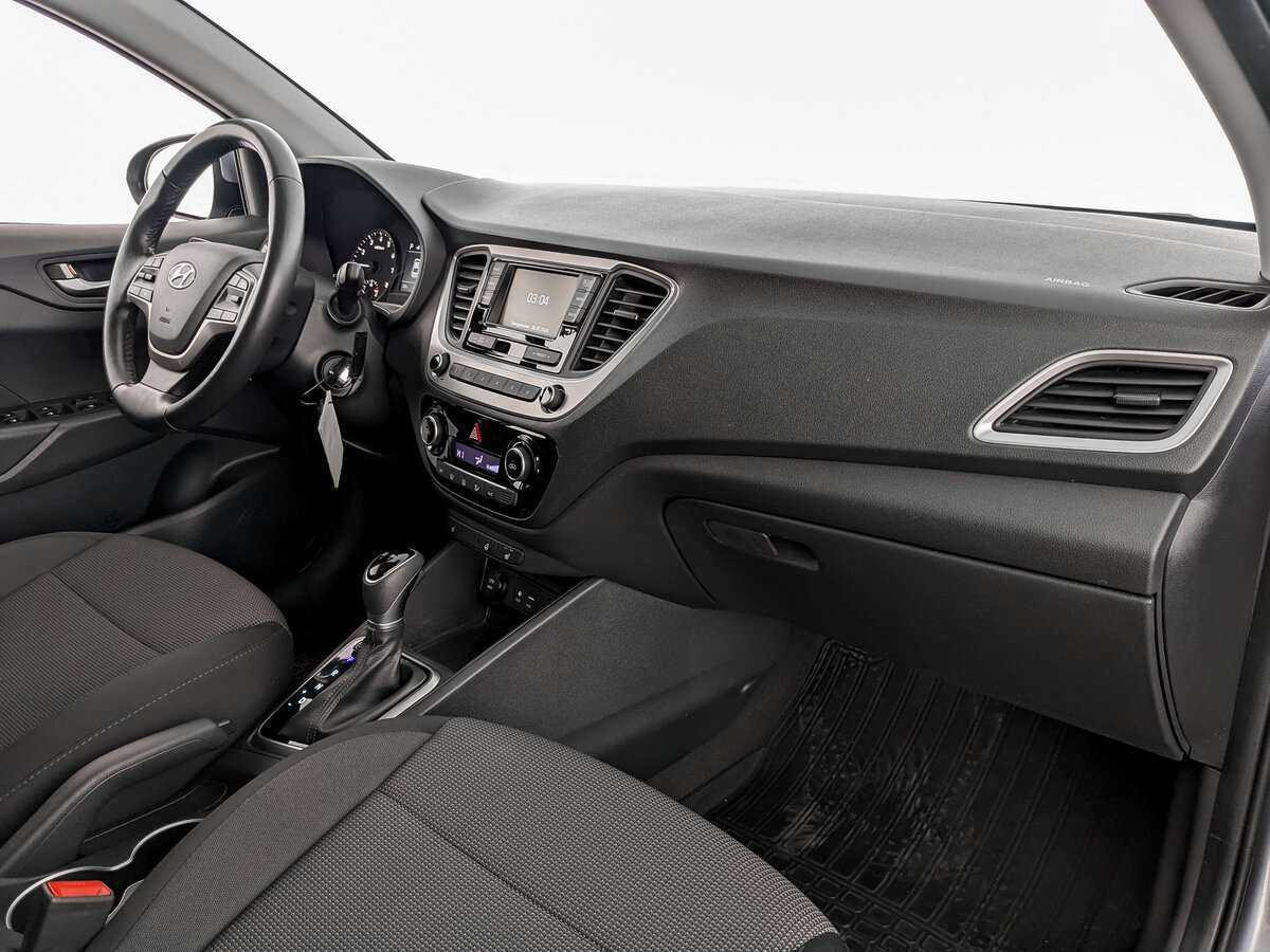 Купить Hyundai Solaris с пробегом. Фото: #8