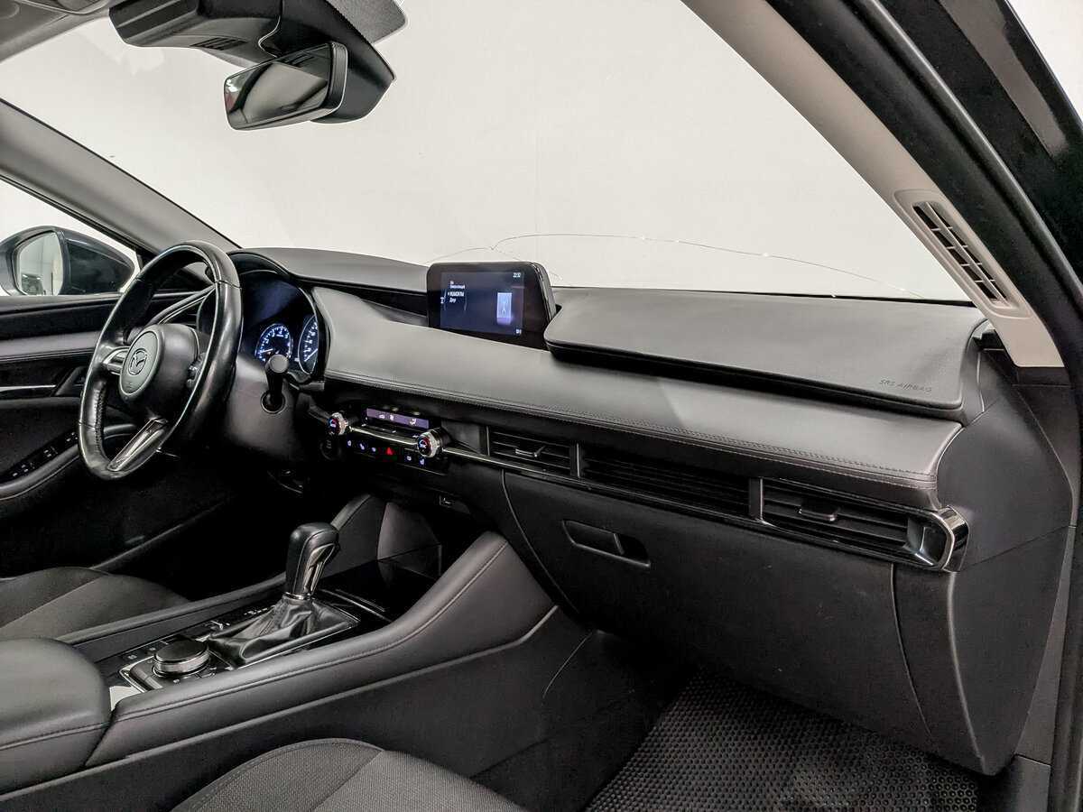 Купить Mazda 3 с пробегом. Фото: #10
