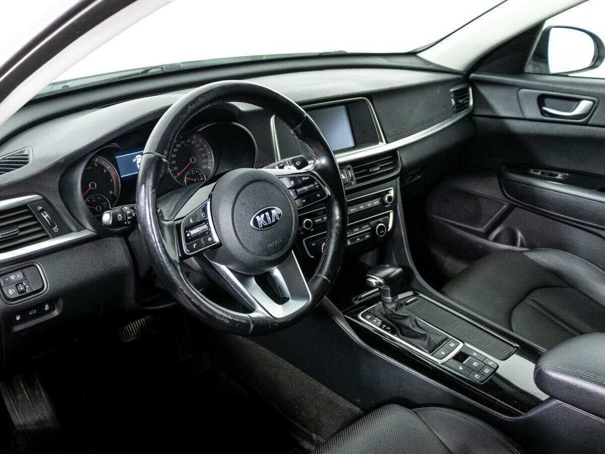 Купить Kia Optima с пробегом. Фото: #10
