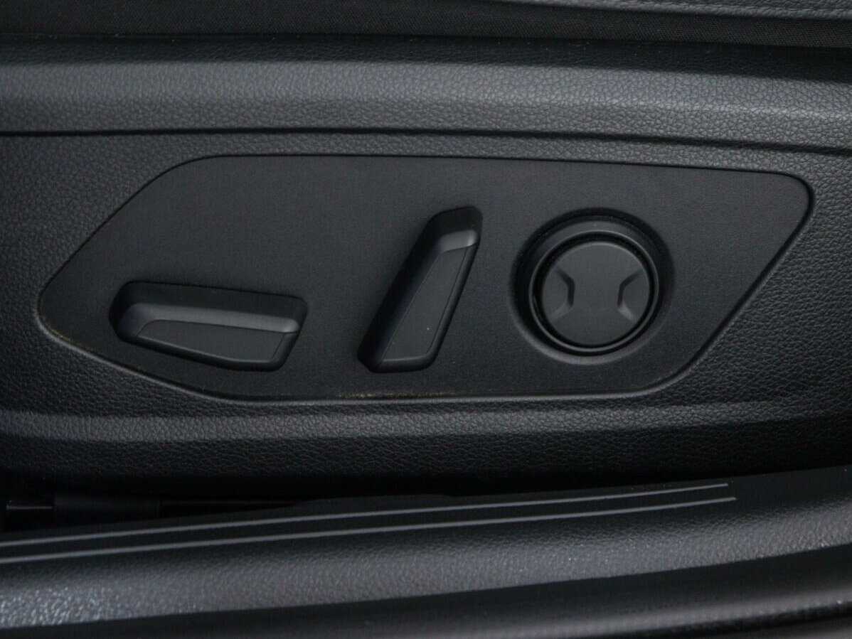 Купить Kia K5 с пробегом. Фото: #14