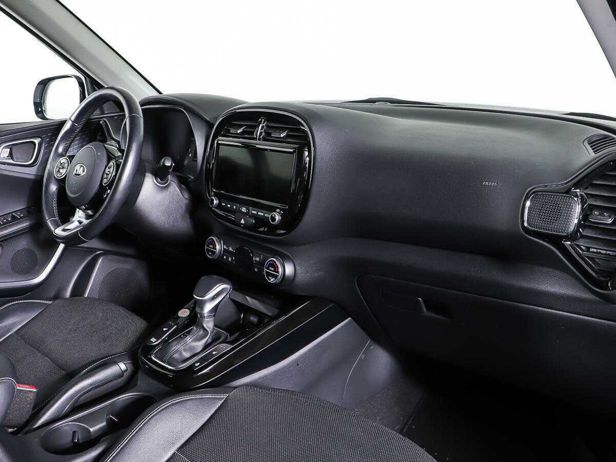 Купить Kia Soul с пробегом. Фото: #8