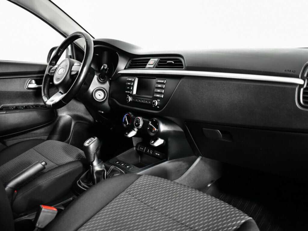 Купить Kia Rio с пробегом. Фото: #8