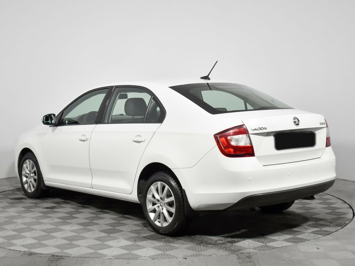 Купить Skoda Rapid с пробегом. Фото: #6
