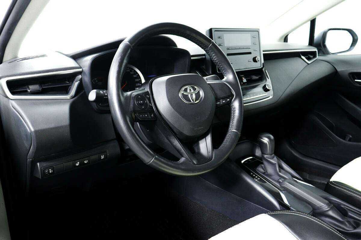 Купить Toyota Corolla с пробегом. Фото: #12