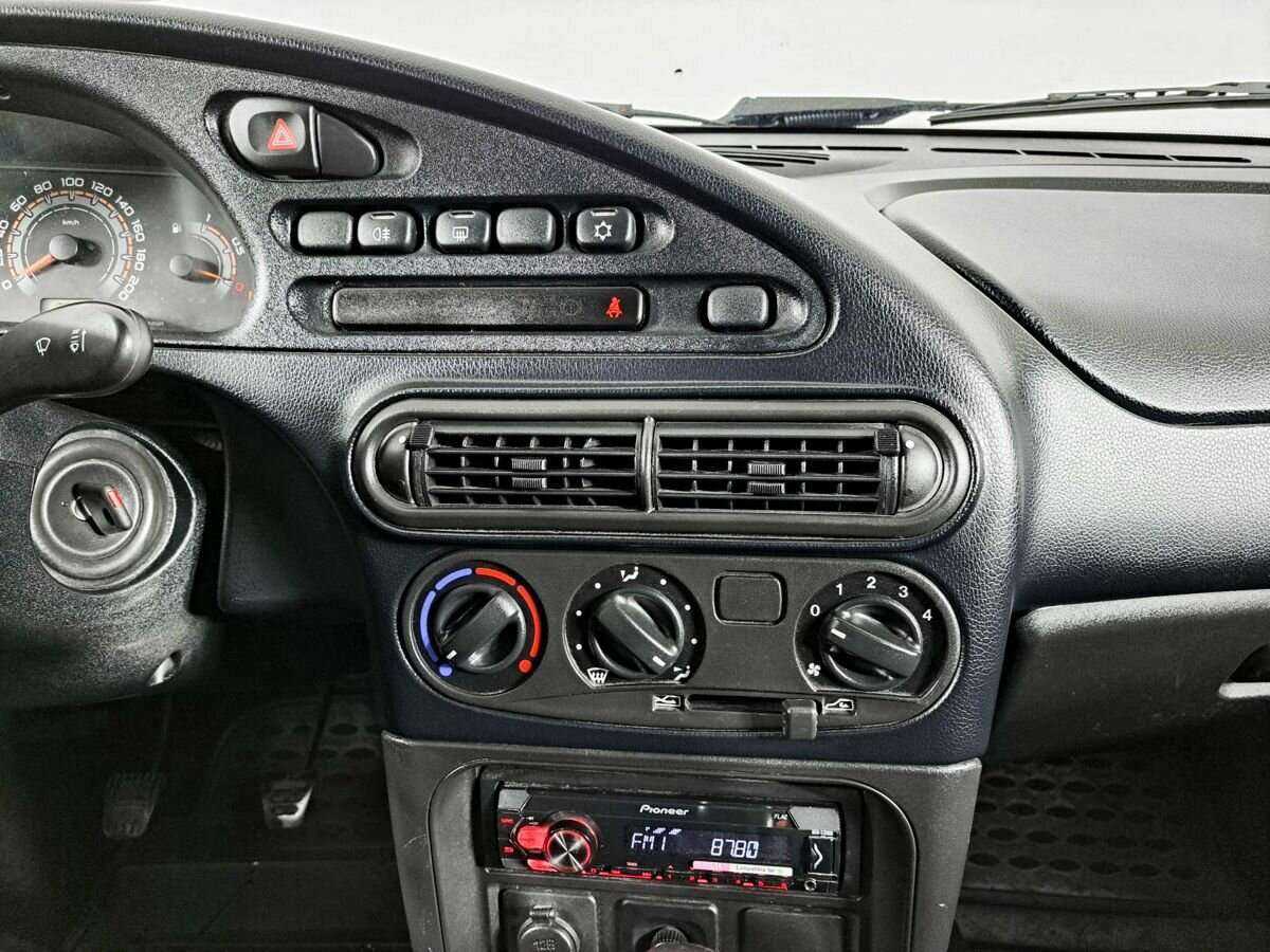 Купить Lada (ВАЗ) Niva с пробегом. Фото: #11