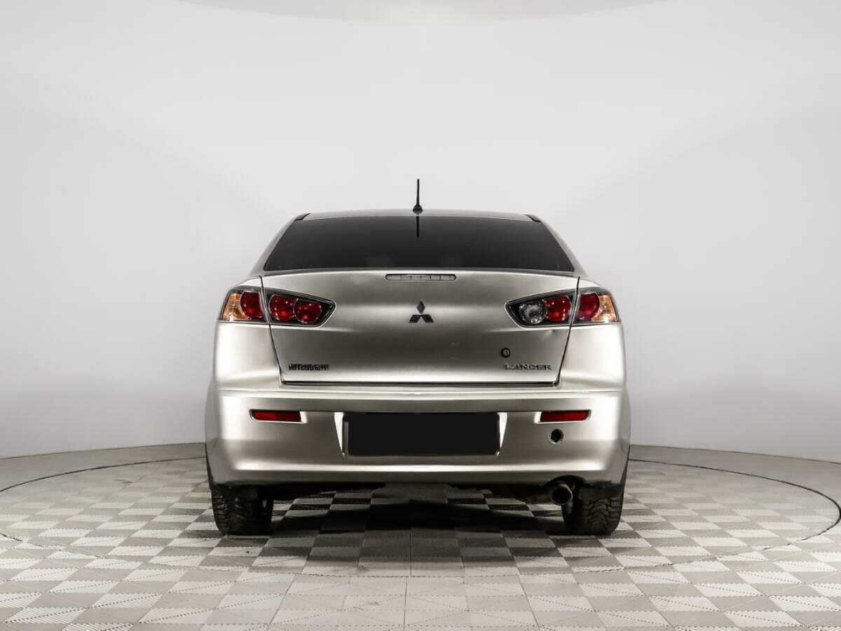 Купить Mitsubishi Lancer с пробегом. Фото: #4