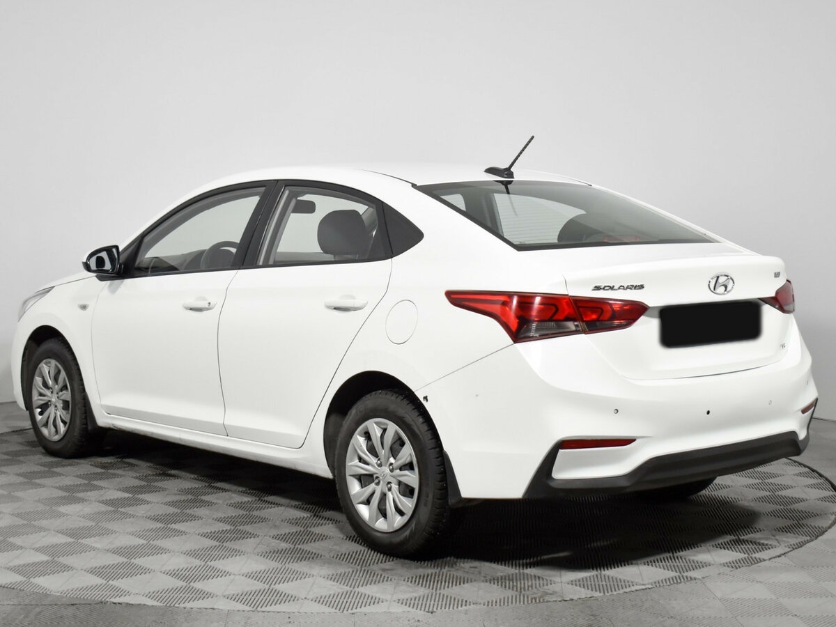 Купить Hyundai Solaris с пробегом. Фото: #6
