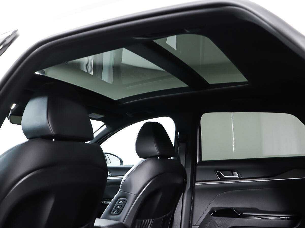 Купить Kia K5 с пробегом. Фото: #15