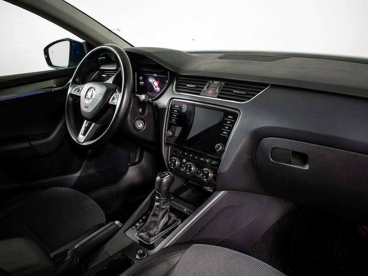 Купить Skoda Octavia с пробегом. Фото: #8